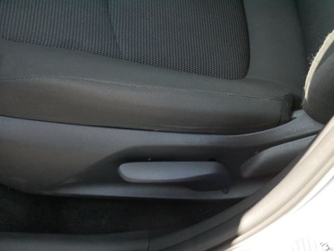 Certified 2025 Toyota RAV4 LE AWD/4WD image 20