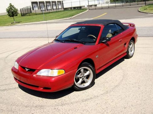 Used 1995 Ford Mustang GT image 4