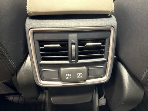 Used 2022 Subaru Forester Limited AWD/4WD image 20