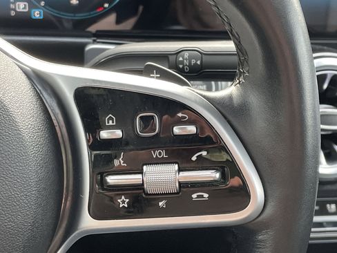 Certified 2022 Mercedes-Benz GLB 250 4MATIC image 27