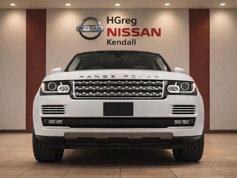Used 2017 Land Rover Range Rover Supercharged AWD/4WD image 5