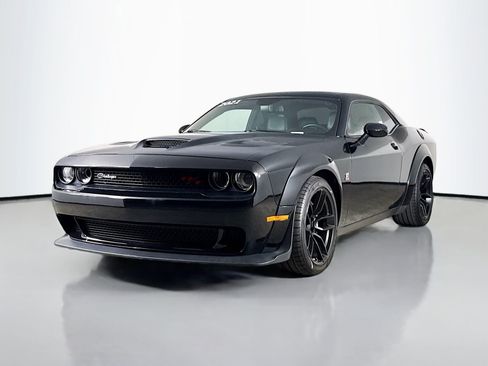Used 2021 Dodge Challenger R/T Scat Pack RWD image 3