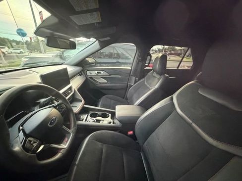 Used 2025 Ford Explorer ST AWD/4WD image 2