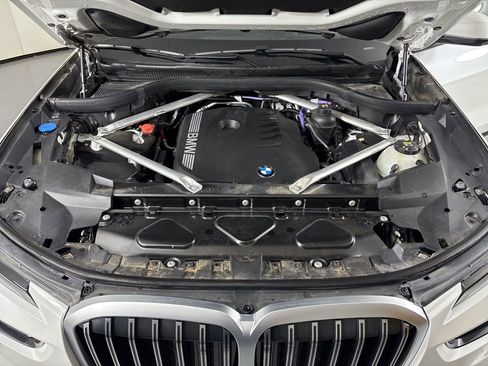 Used 2023 BMW X7 xDrive40i w/ M Sport Package AWD/4WD image 50