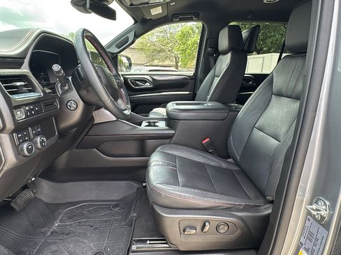 Used 2023 Chevrolet Tahoe RST w/ Luxury Package AWD/4WD image 9
