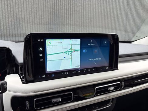 Used 2026 Lincoln Aviator AWD image 30