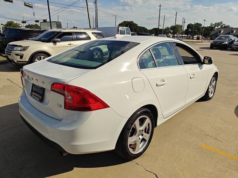 Used 2012 Volvo S60 T5 FWD image 5