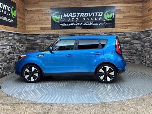 Used 2017 Kia Soul + w/ Designer's Package image 7