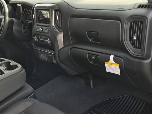New 2026 Chevrolet Silverado 1500 Custom RWD image 9