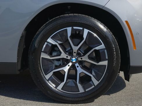 Used 2025 BMW X3 xDrive30i w/ Convenience Package image 9