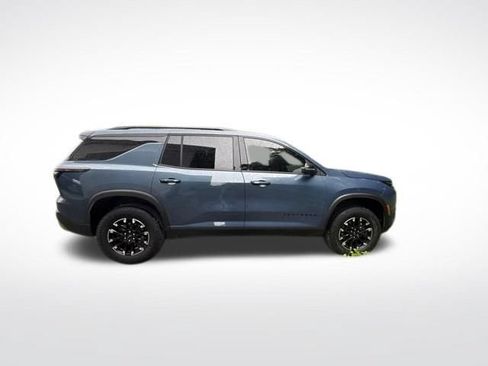 Used 2025 Chevrolet Traverse Z71 w/ Enhanced Driving Package AWD/4WD image 7
