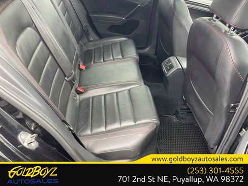Used 2015 Volkswagen GTI S FWD image 23