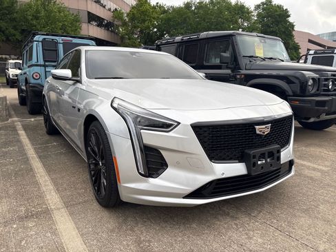 Used 2020 Cadillac CT6 Premium Luxury image 2