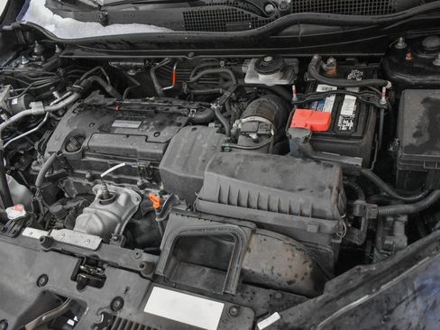 Used 2019 Honda CR-V LX image 8