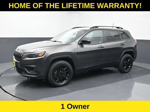 Used 2023 Jeep Cherokee Altitude Lux AWD/4WD image 2