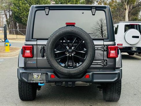 Used 2022 Jeep Wrangler Unlimited Sahara w/ Cold Weather Group image 4