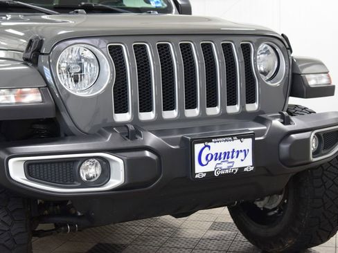 Used 2021 Jeep Wrangler Unlimited Sahara w/ Safety Group AWD/4WD image 13