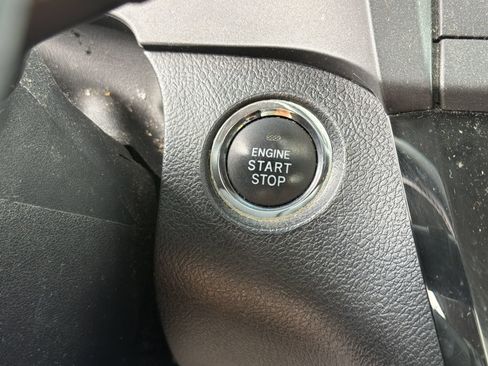 Used 2015 Toyota Sienna Limited FWD image 7
