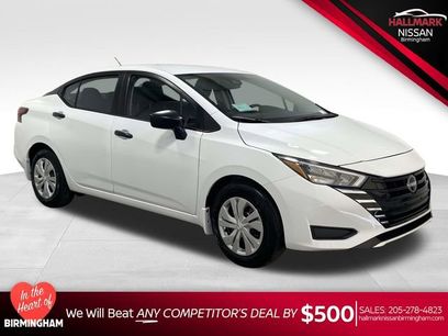 New 2025 Nissan Versa S w/ Trunk Package