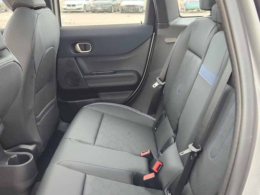 Used 2026 MINI Cooper 4-Door Hardtop FWD image 12