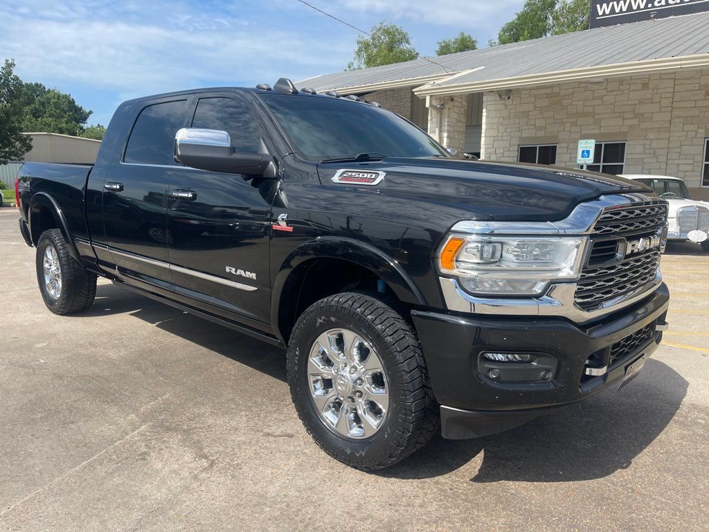 Used 2021 RAM 2500 Limited AWD/4WD image 3