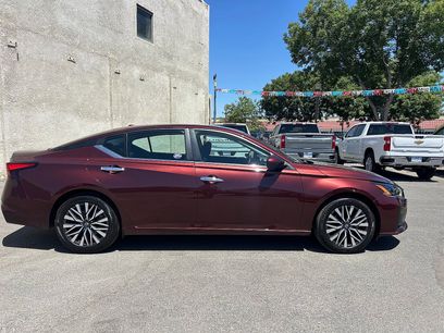 Used 2023 Nissan Altima 2.5 SV