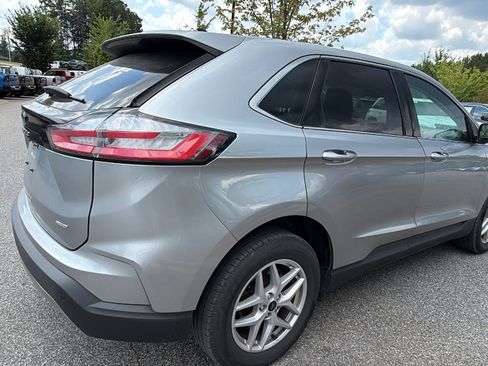 Used 2024 Ford Edge SEL AWD/4WD image 8