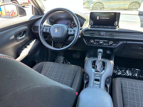 Certified 2025 Honda HR-V Sport image 12