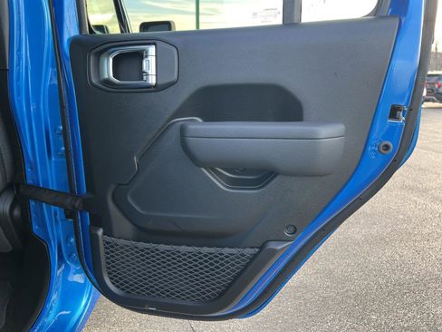 New 2026 Jeep Gladiator Sport image 15