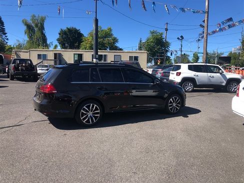 Used 2016 Volkswagen Golf Limited Edition FWD image 2