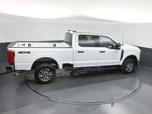 Used 2025 Ford F250 XLT AWD/4WD image 35