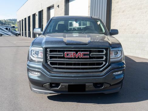 Used 2018 GMC Sierra 1500 SLE w/ SLE Value Package AWD/4WD image 2