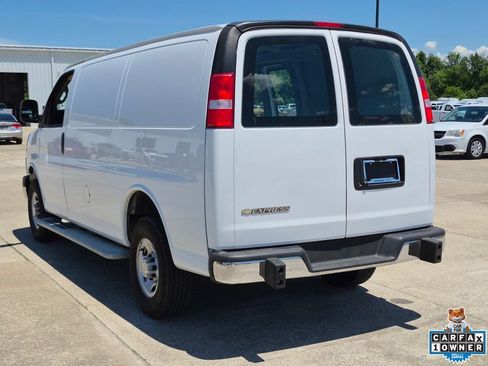 Certified 2024 Chevrolet Express 2500 w/ Driver Convenience Package RWD image 5