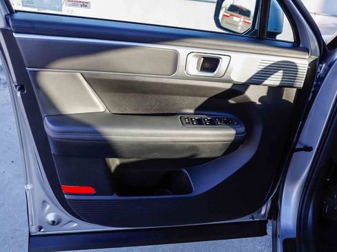 Used 2025 Hyundai Santa Fe SEL image 25