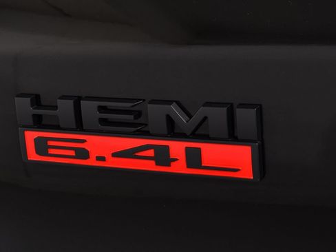 Used 2020 RAM 2500 Big Horn w/ Night Edition AWD/4WD image 22
