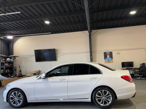 Used 2017 Mercedes-Benz C 300 Sedan image 8