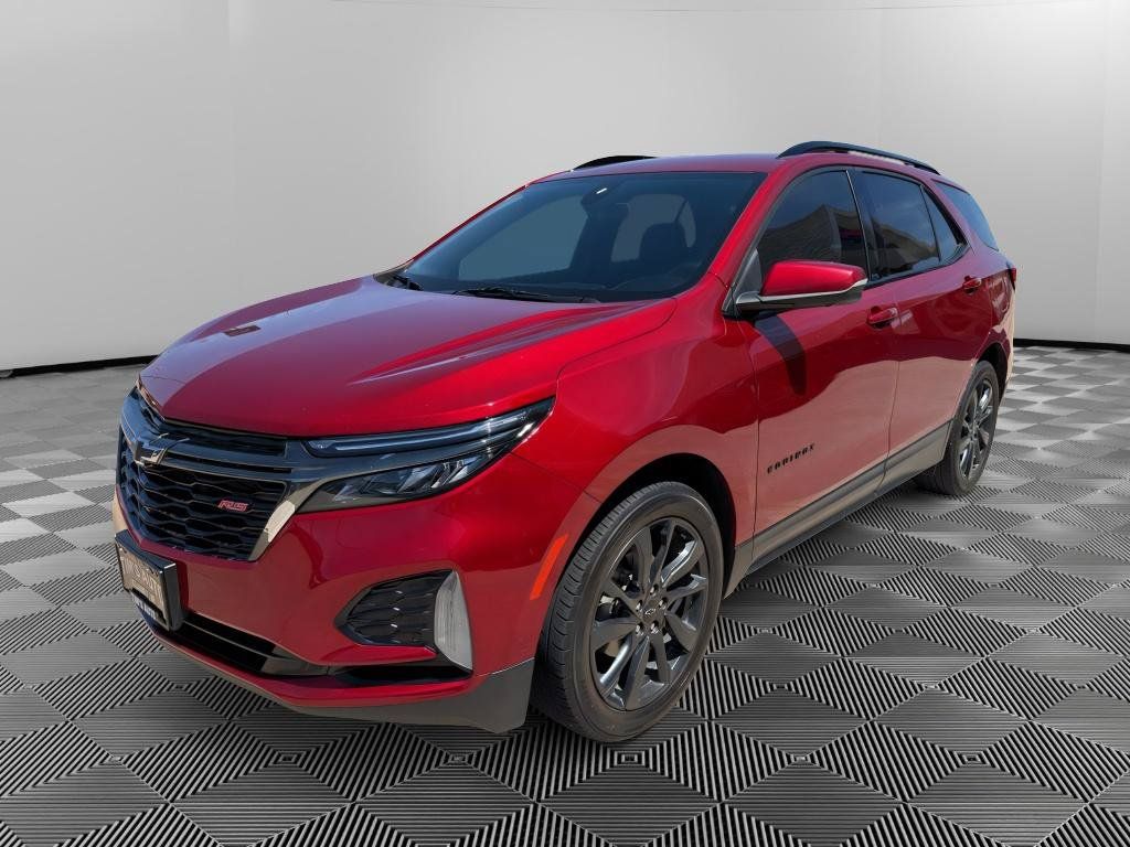 Used 2022 Chevrolet Equinox RS w/ RS Leather Package FWD image 7