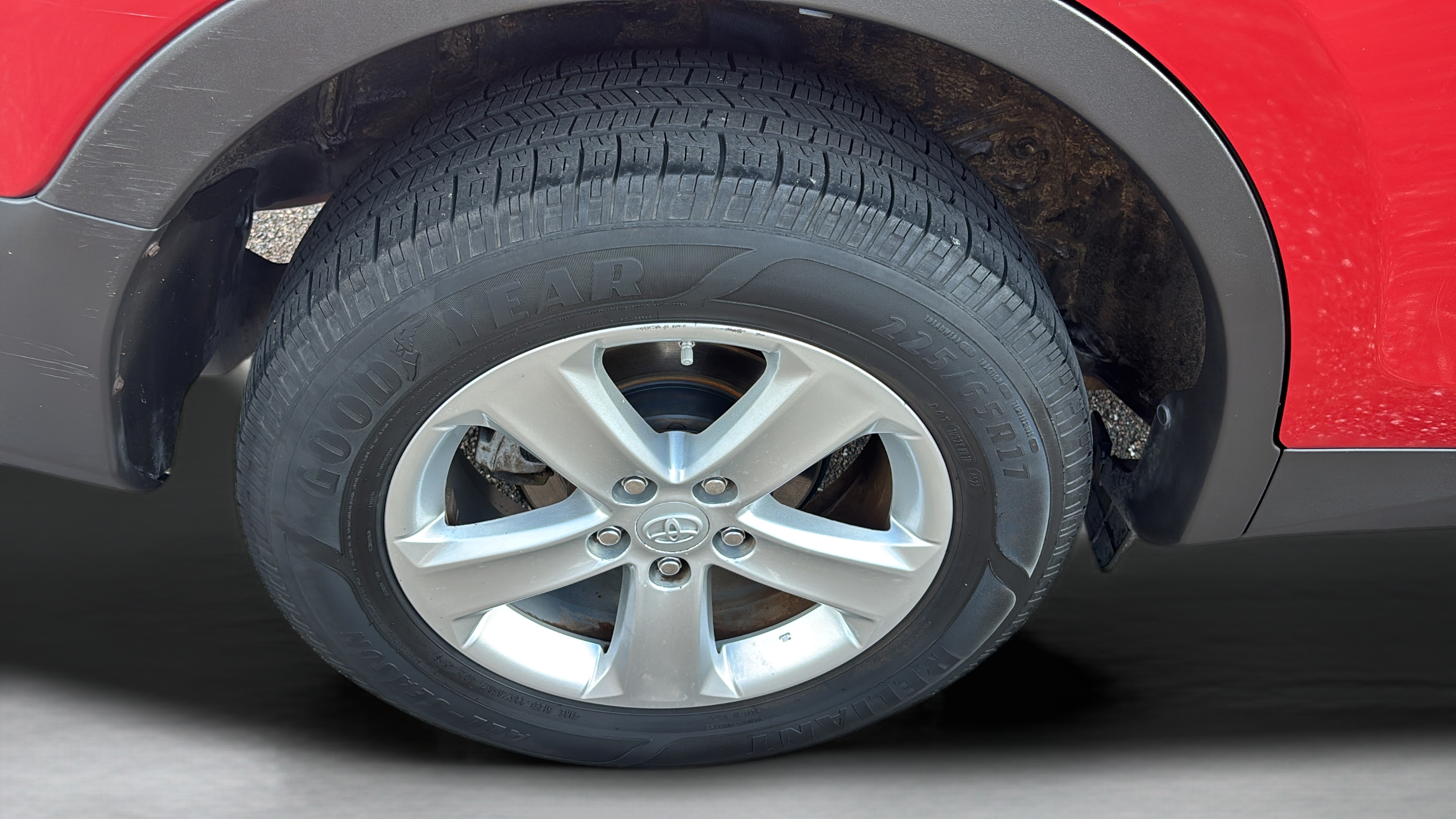 Used 2013 Toyota RAV4 XLE FWD image 35