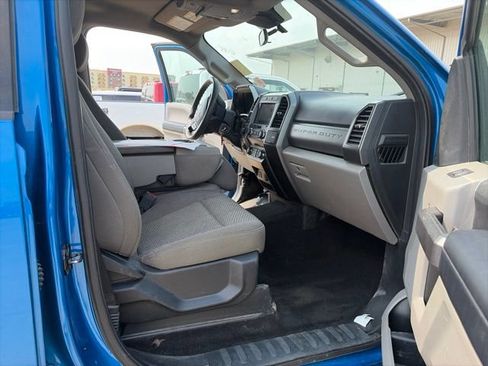 Used 2020 Ford F250 XLT w/ Tremor Off-Road Package AWD/4WD image 12