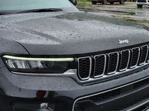 New 2025 Jeep Grand Cherokee L Overland AWD/4WD image 19