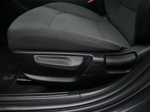 Used 2025 Kia K4 FWD image 21