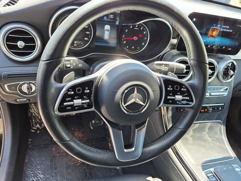 Used 2022 Mercedes-Benz GLC 300 image 10