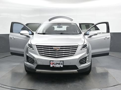 Used 2017 Cadillac XT5 Platinum w/ Driver Assist Package AWD/4WD image 47