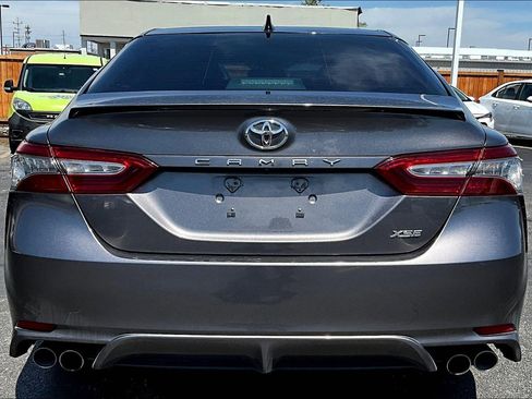 Used 2019 Toyota Camry XSE FWD image 5