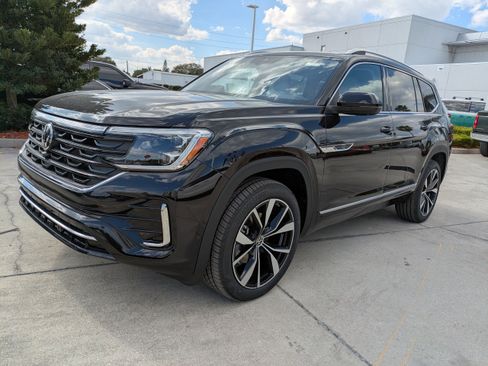 New 2026 Volkswagen Atlas SEL Premium R-Line AWD/4WD image 8