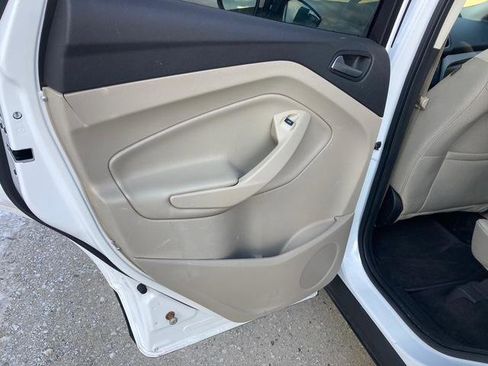 Used 2018 Ford Escape SE w/ SE Sync 3 Package image 25