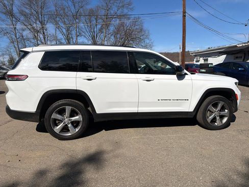 Used 2022 Jeep Grand Cherokee L Limited image 15