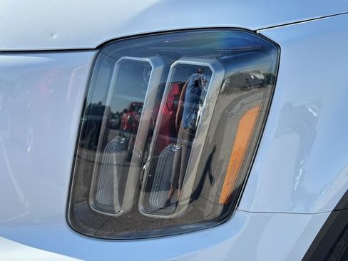 Used 2023 Kia Telluride EX X-Line AWD/4WD image 26