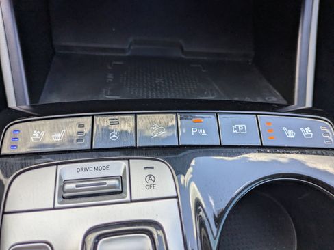 Used 2022 Hyundai Tucson Limited w/ Cargo Package image 24