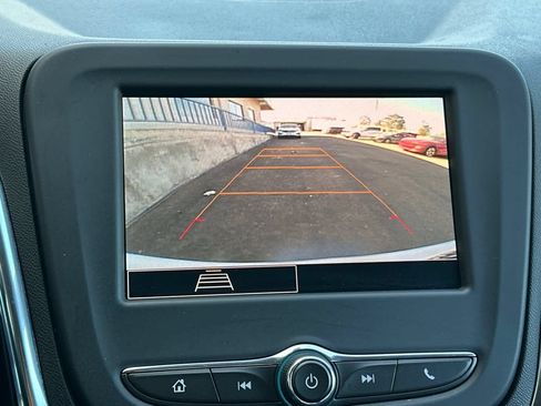 Used 2023 Chevrolet Equinox LT w/ Driver Convenience Package FWD image 20